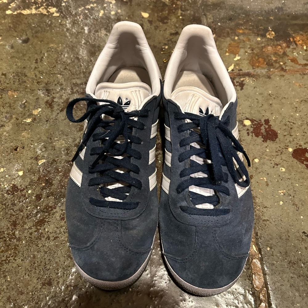 Adidas - Gazelles - Collegiate Navy / White / Gold Metallic